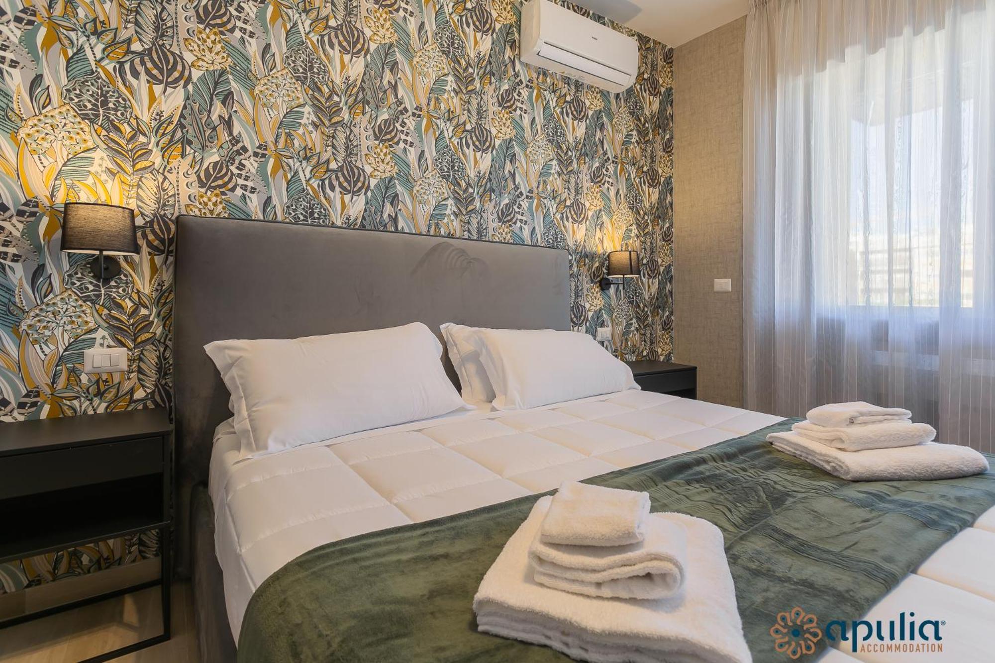 Einaudi Guesthouse By Apulia Accommodation Bari Bagian luar foto